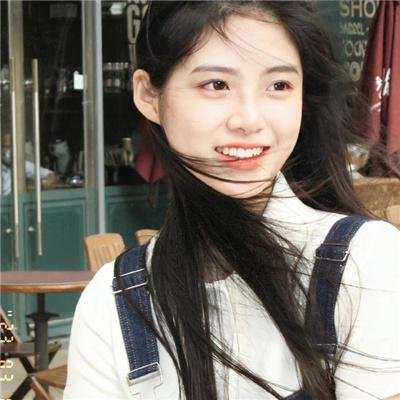 四人餐桌